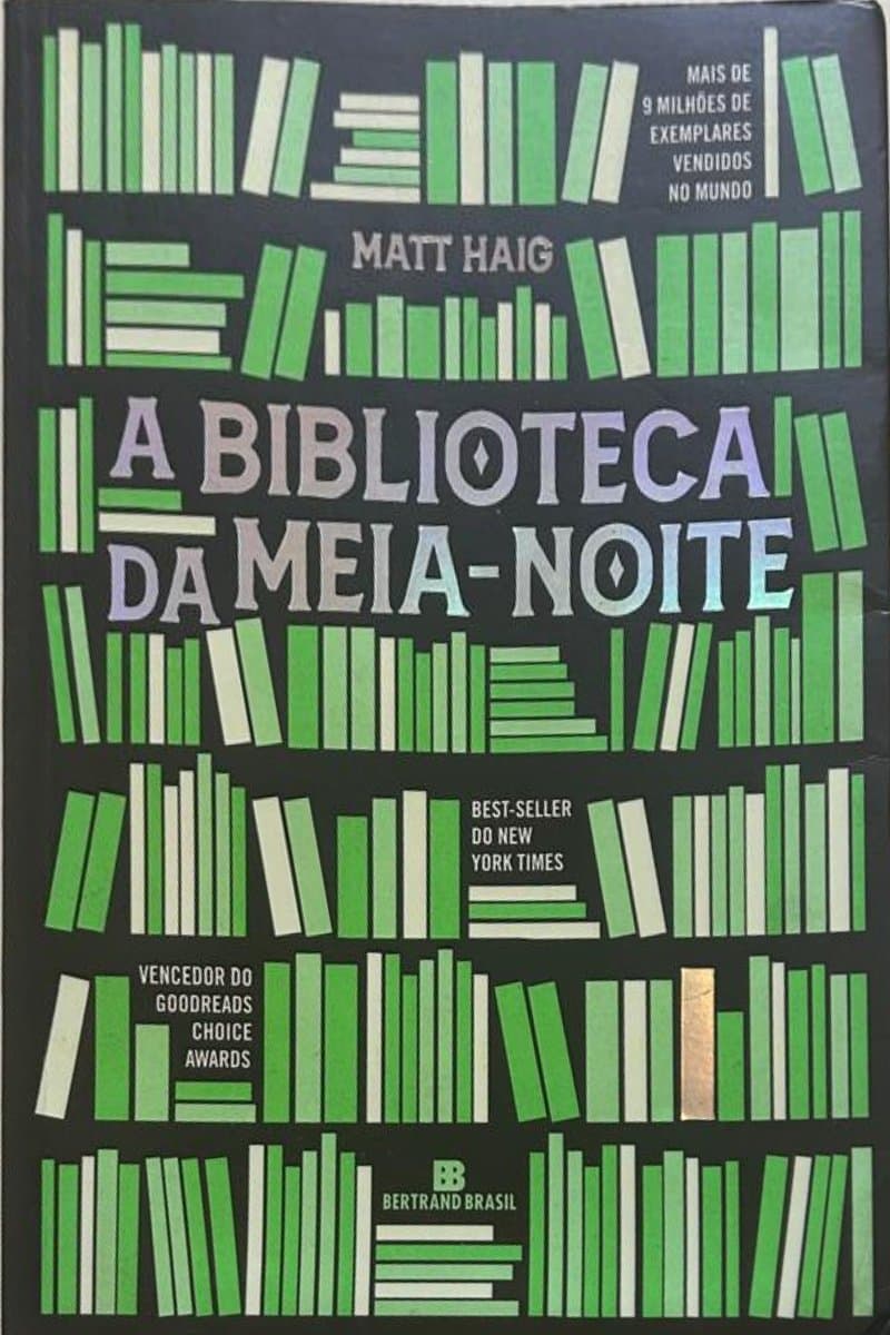 Capa de A biblioteca da meia-noite